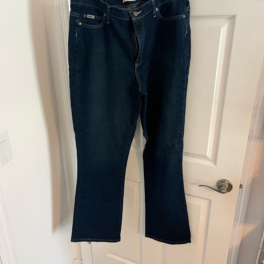 Women's Dark Blue Jeans